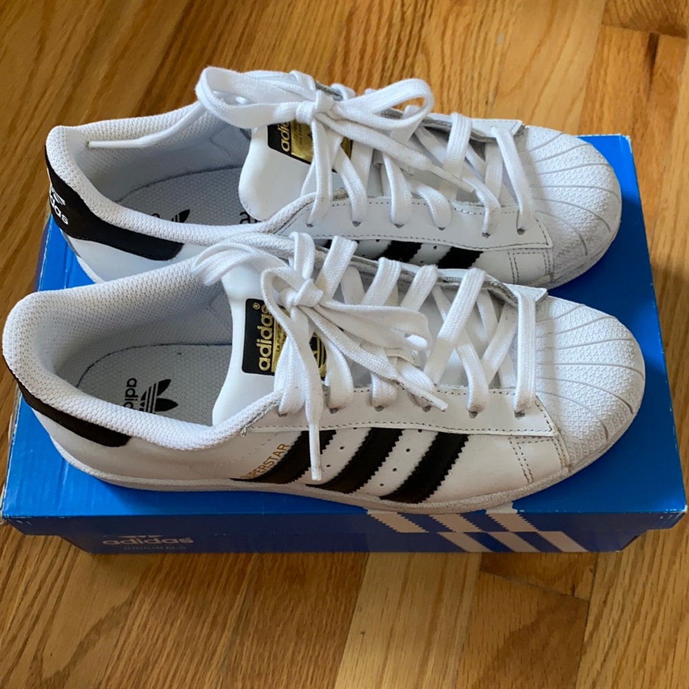 Adidas Superstar